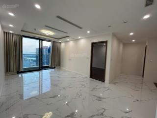 Bán căn hộ duplex 4 phòng ngủ  195m2 sunshine city  4logia rất thoáng  17 tỷ sẵn sổ. 0966 286 ***
