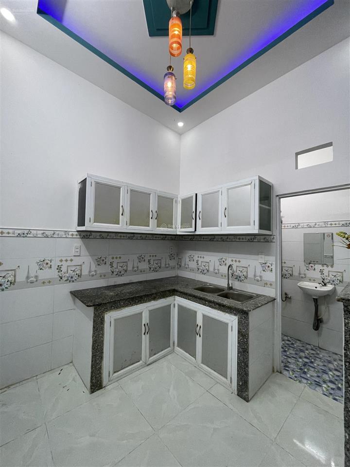 Nhà lầu 2 phòng ngủ giá 760tr còn thương lượng