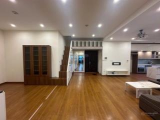 Cho thuê siêu chung cư 170m2 view hồ để ở, làm văn phòng