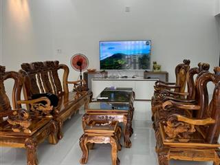 Bán nhà mái thái 199m2. đầy đủ nội thất hẻm xe hơi
