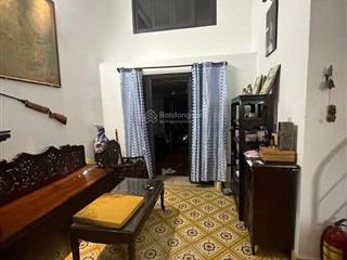 Phú nhuận  ngay nguyễn văn trỗi  trương quốc dung  xe hơi thông