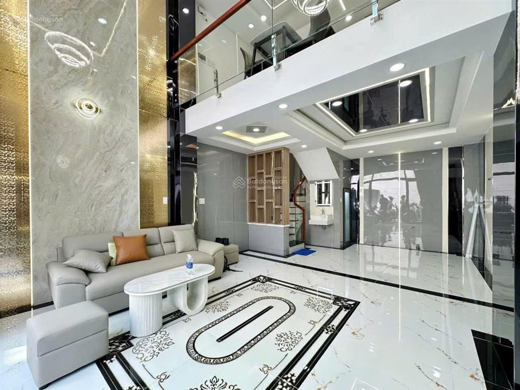 9,45 tỉ  mặt tiền kinh doanh 5 tầng  ngay khu chợ gò vấp