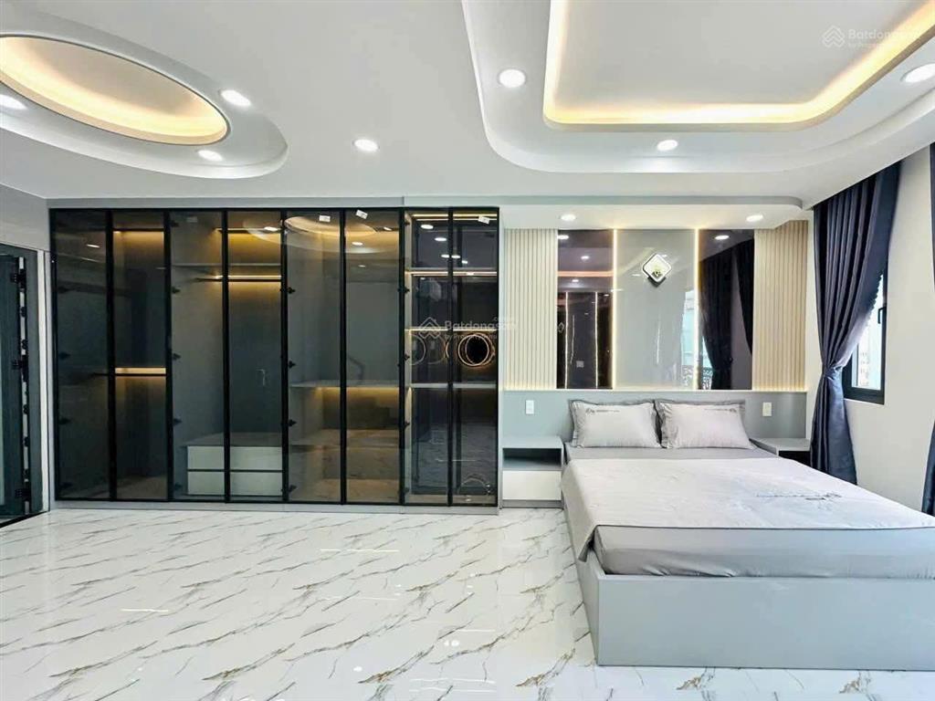 9,45 tỉ  mặt tiền kinh doanh 5 tầng  ngay khu chợ gò vấp