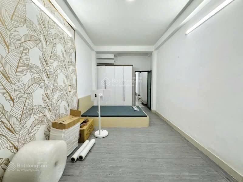Giáp q.1  p.19  bình thạnh  xe hơi thông  giá  8,7 tỉ  62m2  3 tầng  5 pn  5wc