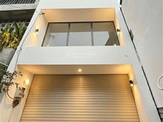 Ngay emart phan văn trị  p.5  gò vấp  7,5 tỷ  6 tầng thang máy  5pn