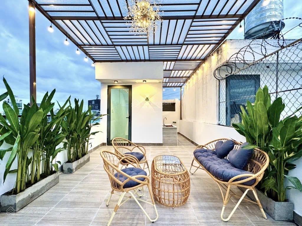 Siêu phẩm mặt tiền  trục phạm văn đồng  58 m2  5 tầng  9.15 tỷ