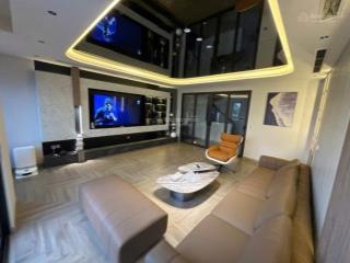 Siêu phẩm nhà mới phúc lợi, 50m2, nhỉnh 8 tỷ, 6 tầng, lô góc, thang máy, full nội thất,cực gần phố