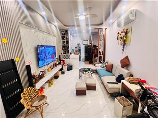 Hot! nhỉnh 9 tỷsát ngay ngoại giao đoàn xuân đỉnh bắc từ liêmngõ thônggần phố, ôtô  35m25 tầng