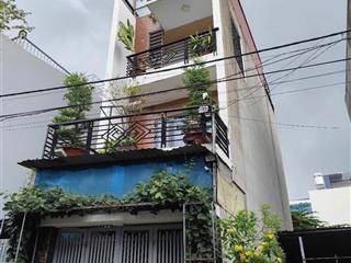 Nhà đẹp , giá hợp lý , chủ nhà mua nhà mới cần bán gấp