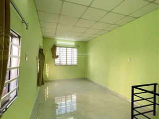 Đường 49 hbc , nhà hẻm thông , gần chợ , giao thông thuân tiện