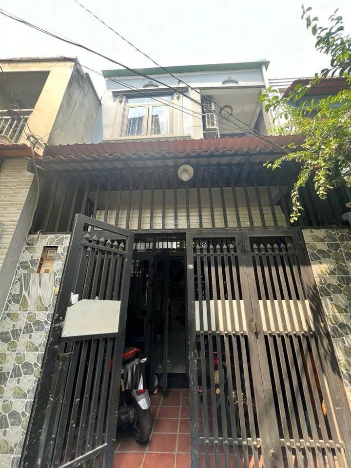 Nhà đường 38 hbc , nhà kiên cố , sổ rõ ràng , không quy hoạch , giao thông thuận tiện