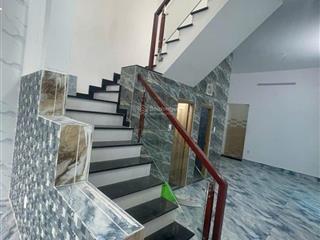 Nhà đường 47, hbc, có dòng tiền, gần chợ, pvd, giao thông thuận tiện, nở hậu