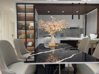 Bán quỹ căn hộ 2n,3n goldmark city ,full nội thất, sổ đỏ chính chủ giá từ 5 tỷ. 0345 849 ***