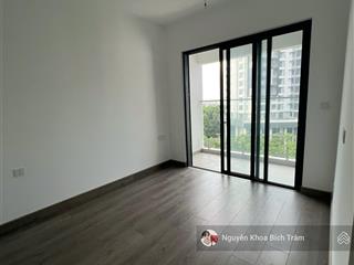 Bán căn hộ diamond alnata celadon city 2pn 2wc, view đông nam thoáng mát, 6 tỷ 3 bao hết