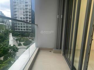 Cho thuê căn hộ mới diamond centery celadon city 96m2 giá thuê ngay 15tr bao ô xe