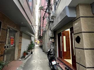 Siêu phẩm mặt ngõ  lô góc 2 mặt tiền  kinh doanh  ô tô đỗ cửa  30m ra mặt phố  full nội thất