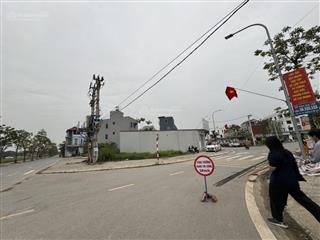 Bán đất ngay vin tàm xá  64m2 lô góc 2 mặt thoáng