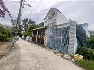 Bán đất 120m2 tặng nhà cấp 4 đường xe hơi thông đối diện vin quận 9