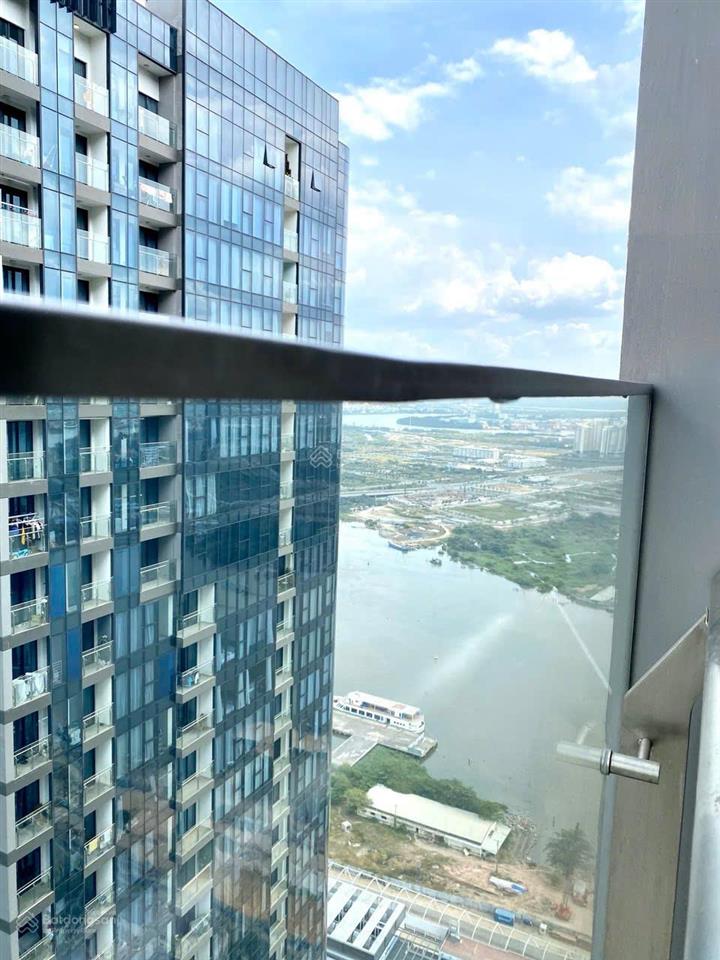 Căn hộ chung cư 1pn, 1wc, 50,6m2 tại vinhomes golden river ba son, bán gấp 9,45 tỷ