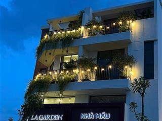 Bình chánh khu phố  soluna nhà phố mặt tiền đường lớn