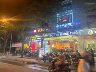 Cho thuê nhà mặt phố quan hoa, mặt tiền 8m diện tích 170m cả tum, đường lớn, mọi mô hình, vỉa hè to