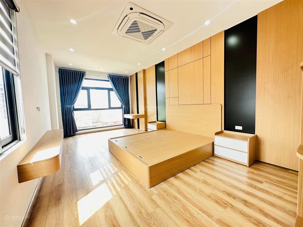 1 măt phố 1 mặt ngõ vỉa hè 8 tầng thang máy, hoàng văn thái diện tích 80m2 giá 38.9 tỷ