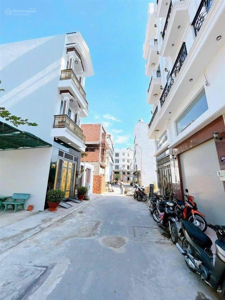 6.8 tỷ. bán đất, hẻm 69 đường 18b, p. bhha, bình tân 5x16.1m, chung vách công viên