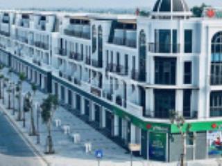 Đất ngay trung tâm thị trấn, đầy đủ tiện ích không thiếu thứ gì