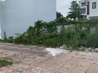 Đất full thổ cư ngay cạnh vinhomes. dt 438m2 thích hợp xây nhà vườn, biệt thự