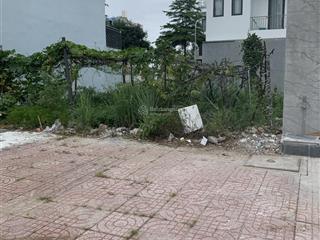 Bán lô đất 438m2 full thổ cư, xây dựng tự do. sổ hồng sang tên công chứng trong ngày