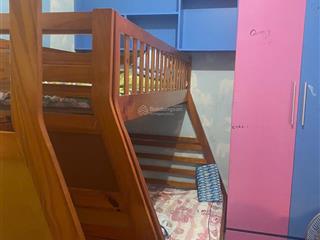 Bán căn hộ chung cư 242 nhc, dt tim tường 72 m2 (dt sử dụng 65 m2), căn góc, tầng cao