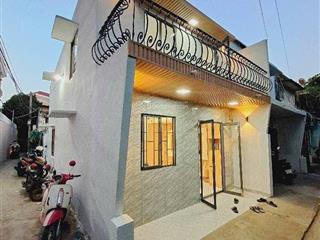 Siêu phẩm xuất hiện 91/ đường bờ bao tân thắng phường tân sơn nhì quận tân phú dt 4x11,5m nhà mới