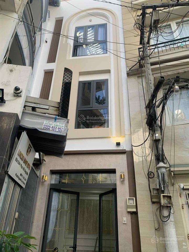 Chỉ 10 tỷ nhà 4x11 đúc 4 tấm ngay sát mặt tiền đường lê hồng phong hẻm xe hơi tránh nhau khu vip