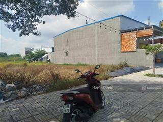 Hàng hiếm bán lô đất mặt tiền đường 16m kdc hiện hữu, dt 130m2 giá 1 tỷ950 sang tên trong ngày