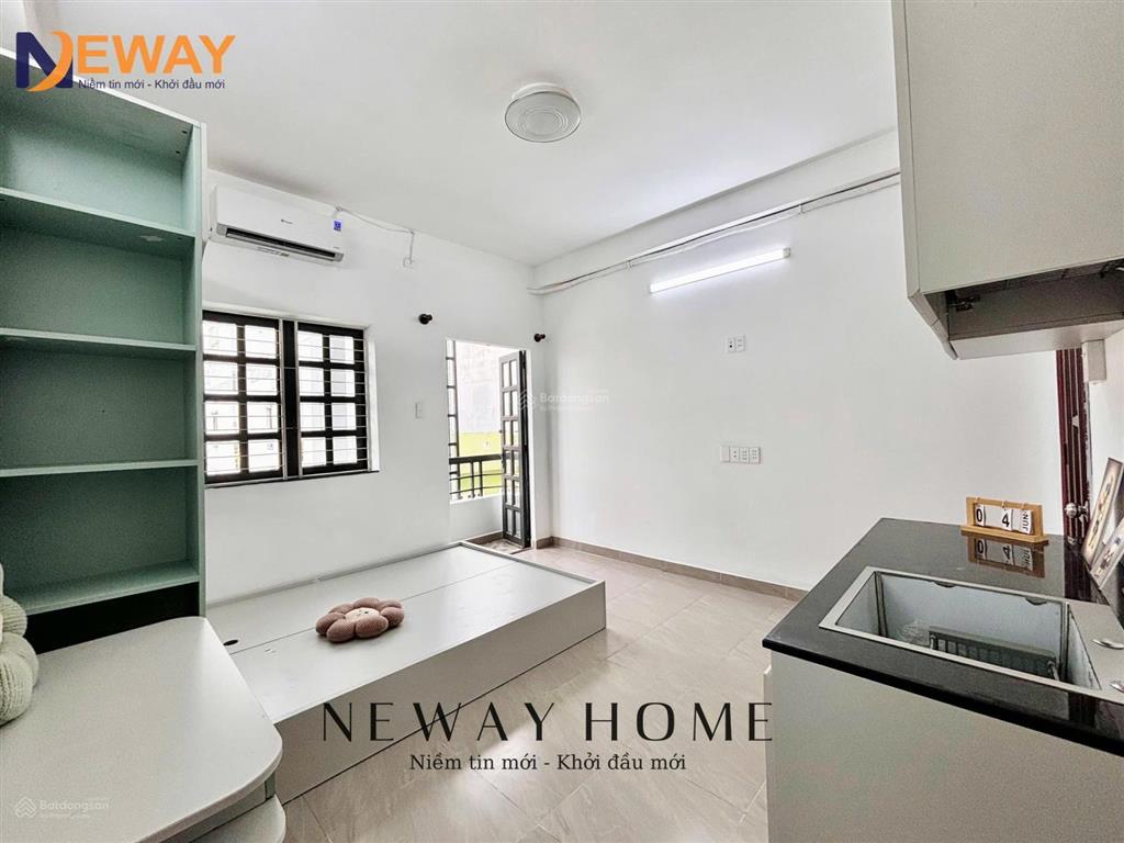 Căn hộ bancol thoáng mới tinh  gần đh công thương có thể đi bộ  có máy giặt riêng