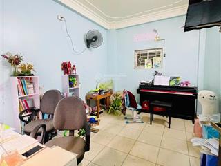 Chính chủ cần bán nhà riêng tại phạm văn đồng, hn 11,3 tỉ, 38m2 6 tầng, mặt ngõ, dòng tiền.
