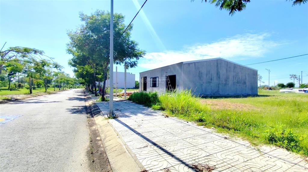 Khu dịch vụ hỗn hợp vsip  bán lô đất 154m2  giá rẻ nhất thị trường chỉ bán nhanh trong tháng 12