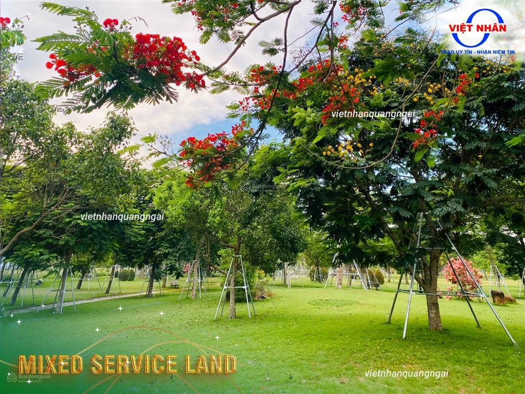 Bán lô đất rất đẹp  hướng nam  view trường học  giá chỉ 9.5tr/ m2 chốt nhanh trong tháng 12/2025