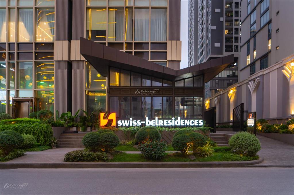 Cho thuê căn hộ dịch vụ 2pn cao cấp tại epic tower, 19 duy tân, cầu giấy, 71m2