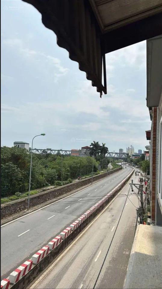 Hàng hiếm tại đông ngạc, 6,8 tỷ, 35m2, nr cơ bản, mặt tiền 3m