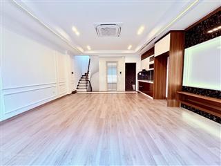 Bán nhà ngay ngã 4 lê văn lương  tố hữu 8 tầng thang máy  45m2 ngõ thông hiếm nhà bán 16.x tỷ