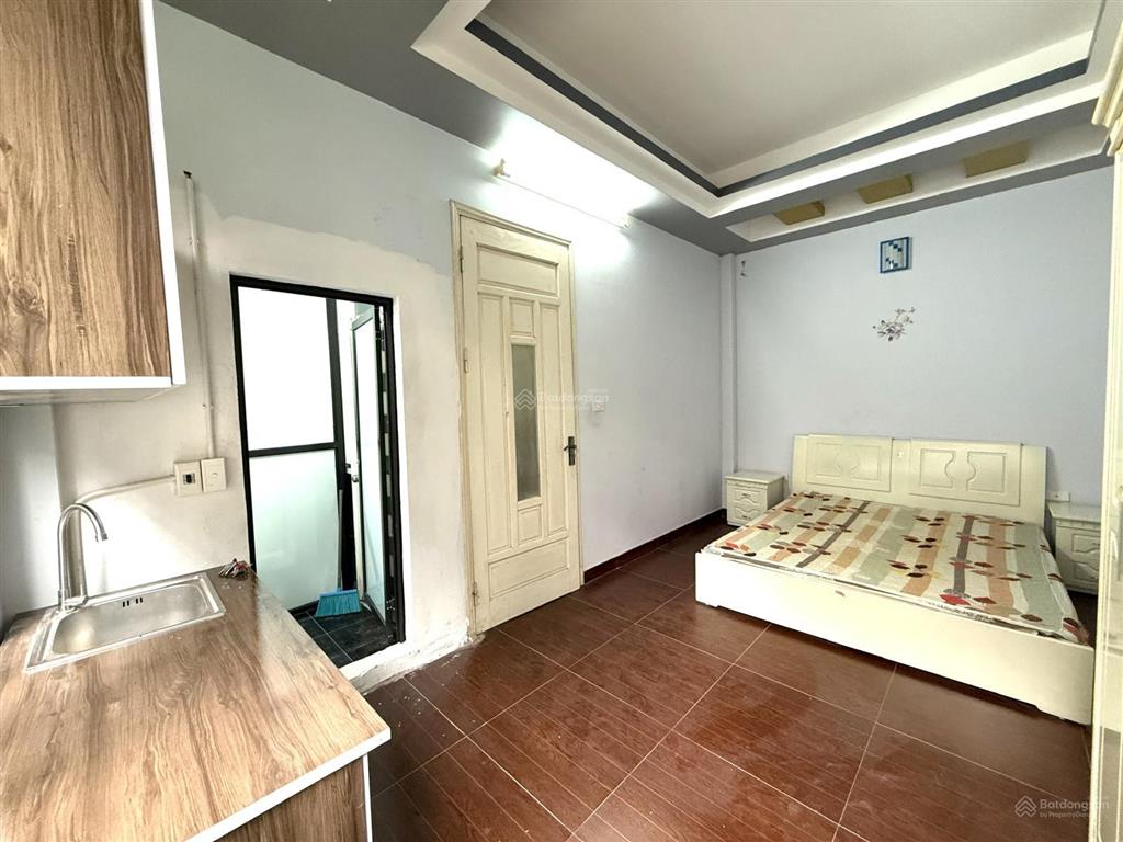 Hoàng ngân 4,5tr full đồ khép kín 3 mặt thoáng có ban công