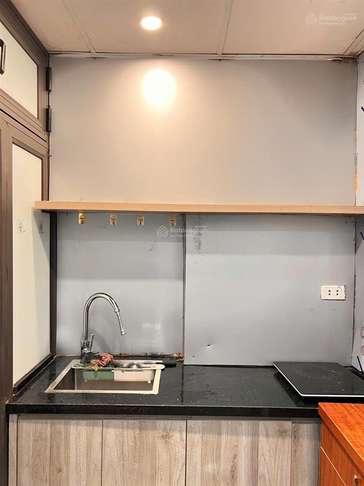 Cho thuê phòng studio full nội thất view đường phùng hưng ngõ 23b lý nam đế hoàn kiếm