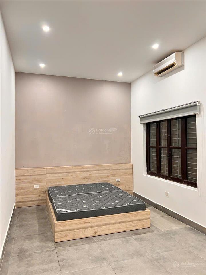 Cho thuê phòng studio full nội thất view đường phùng hưng ngõ 23b lý nam đế hoàn kiếm