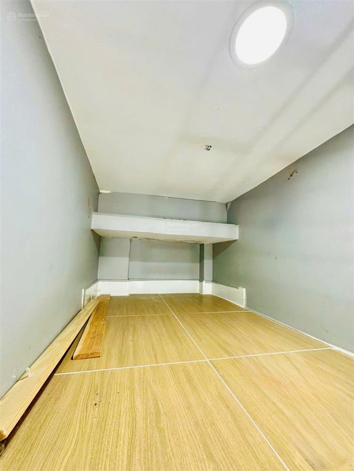 Hộ khẩu sg chỉ với 860 triệu sở hữu ngay nhà 2mt  sổ hồng sẵn  vị trí siêu "đỉnh"