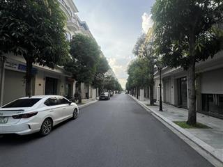 Bán sao biển 67,5m² đã có sổ, gần chung cư, xây dựng 282m², giá 9,55 tỷ thu về
