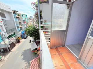 Căn hộ 2pn ở được 3  4 bạn có ban công siêu thoáng mặt tiền phan văn trị quận 5