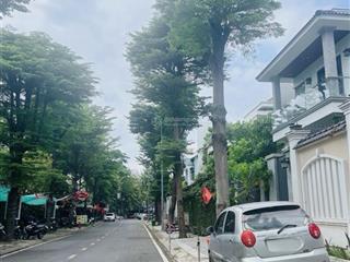 Nhà 4 tầng ngay gigamall 130m2 gần chợ hiệp bình chỉ 10.9 tỉ