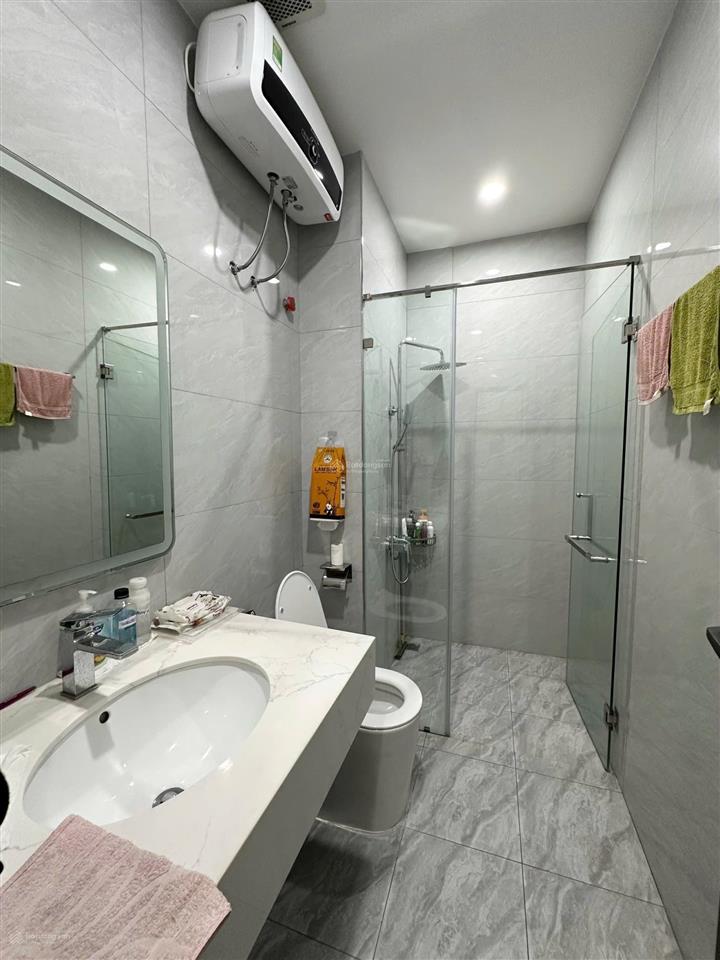 Bán nhà 4.5 tầng thang máy mặt đường bùi viện gần bệnh viện vimec hải phòng