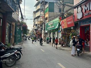 Bán nhà 135m2 mặt phố trần cung mặt tiền khủng